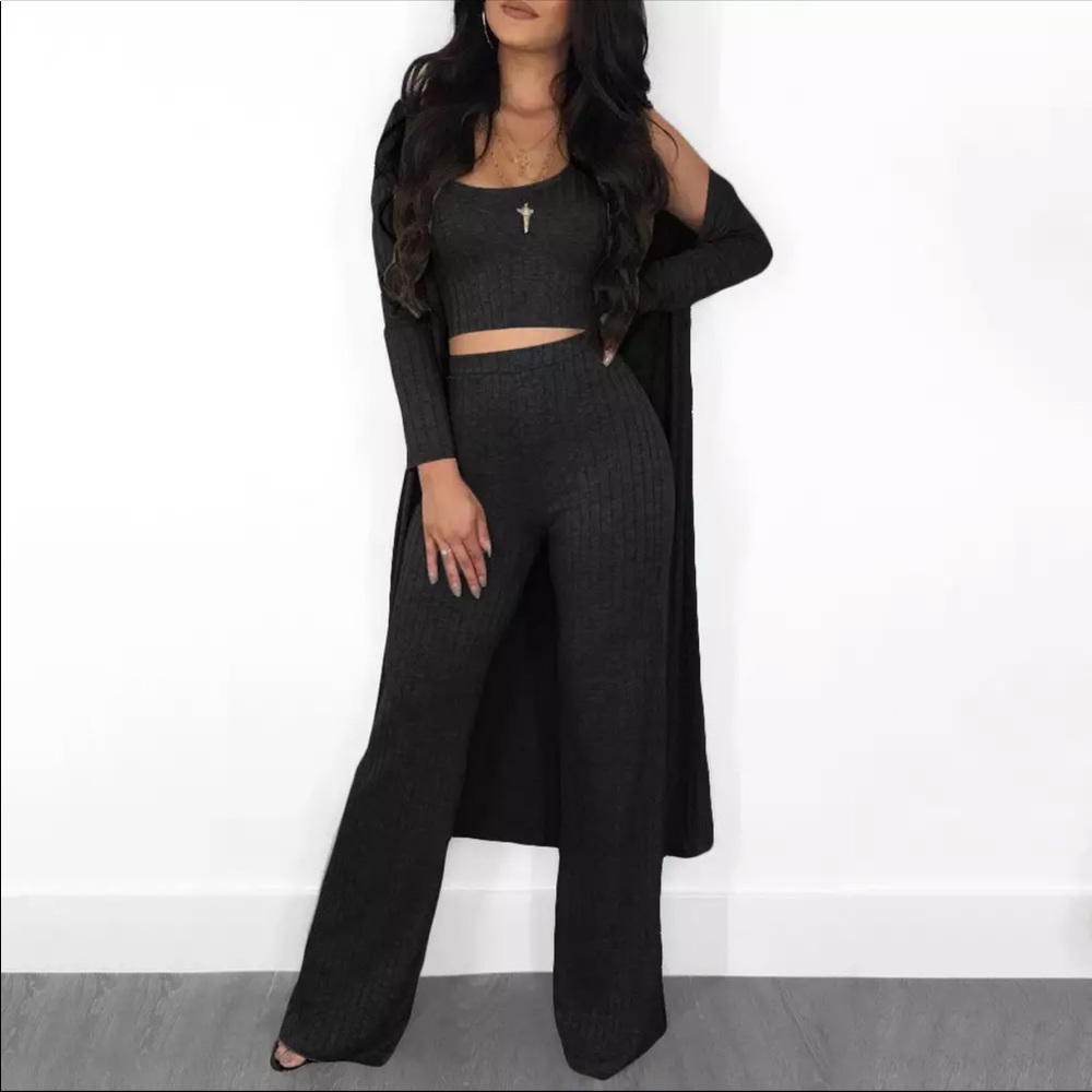 Three piece set in black